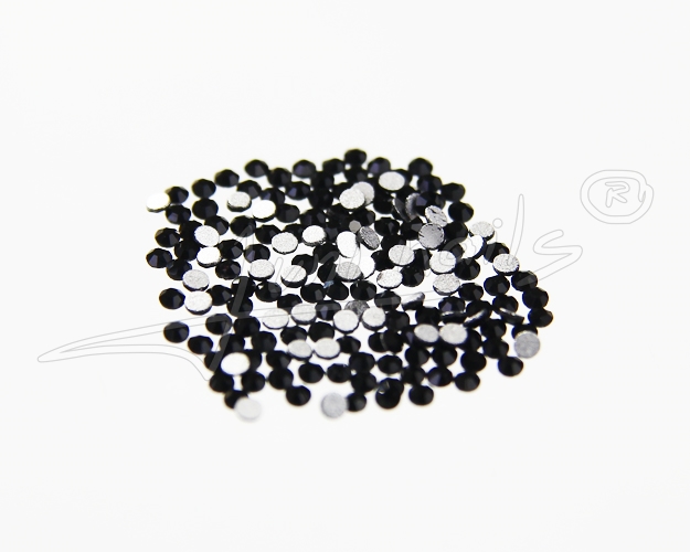 Kryštál Jet Black SS3